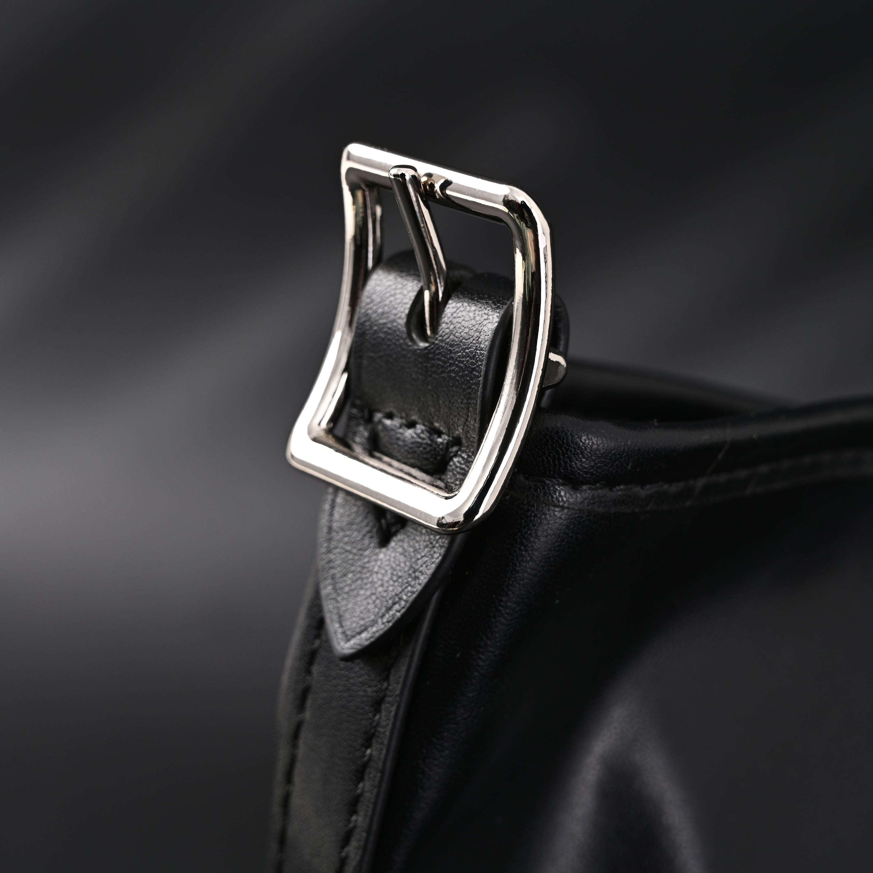 Louis Vuitton Graceful MM Black Monogram Hobo Bag